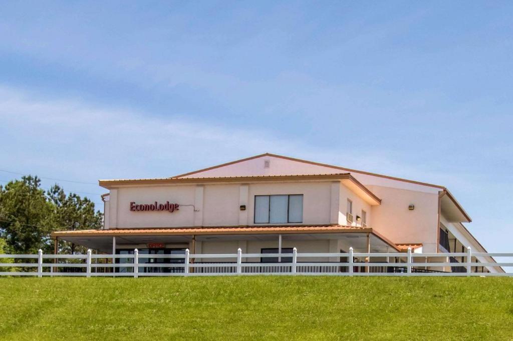 Econo Lodge Креств'ю Екстер'єр фото