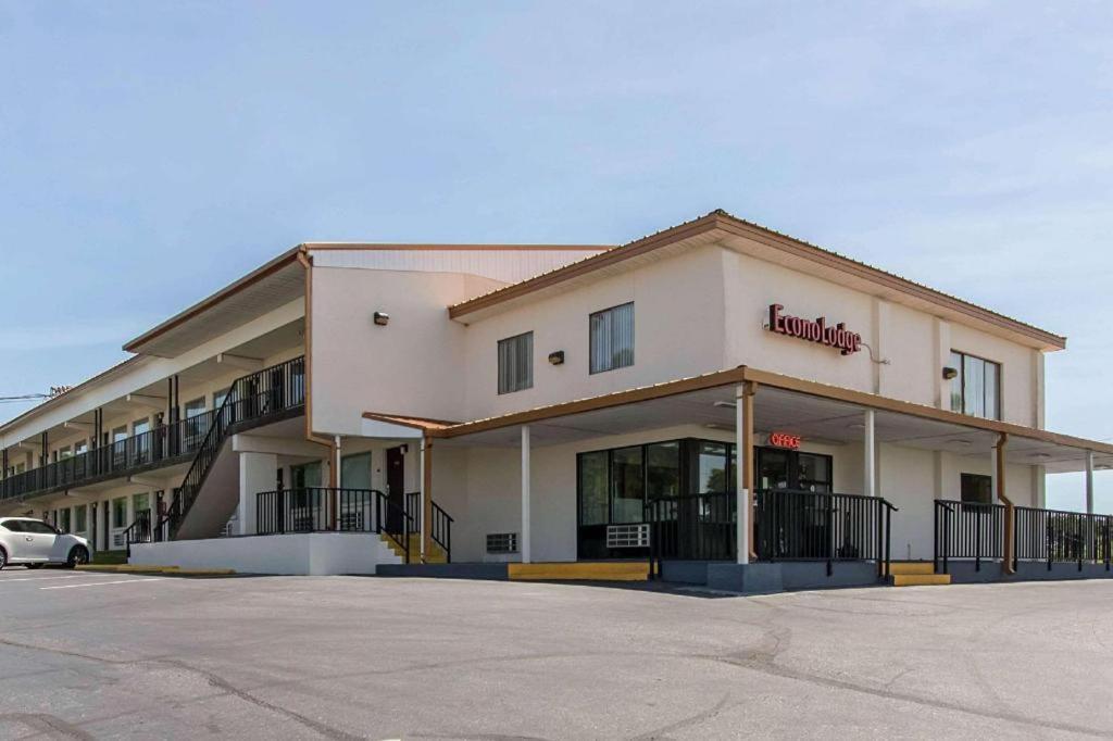 Econo Lodge Креств'ю Екстер'єр фото